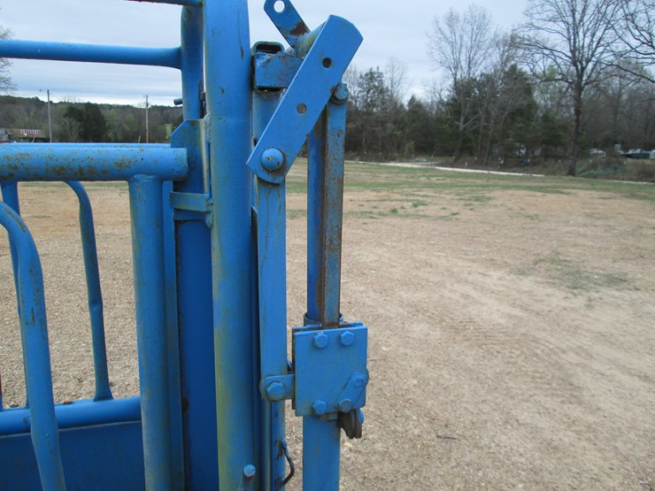 #37304-•-squeeze-chute-9746-image-10