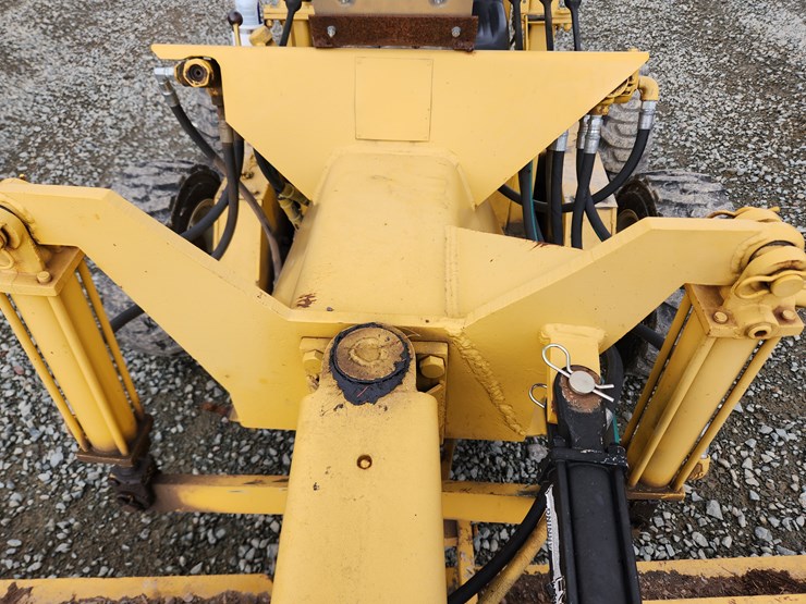 massey-ferguson-8-image-24