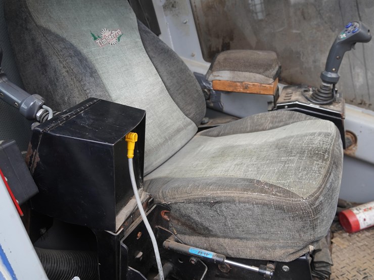 2011-timberpro-tf830b-image-119