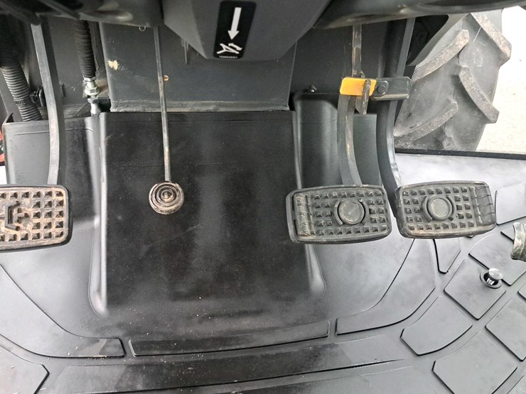 2023-kubota-m5-091-image-17