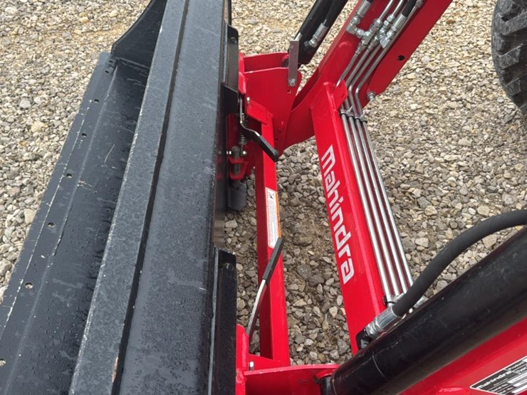 2025-mahindra-5145-image-14