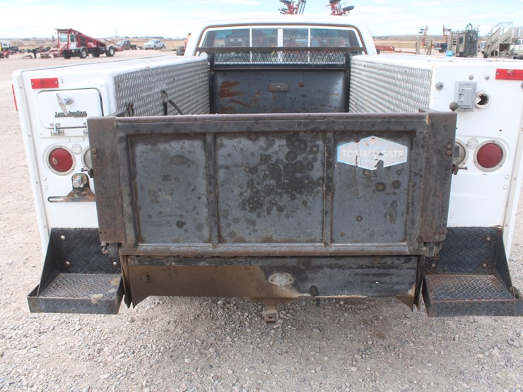 1984-chevrolet-c20-image-22