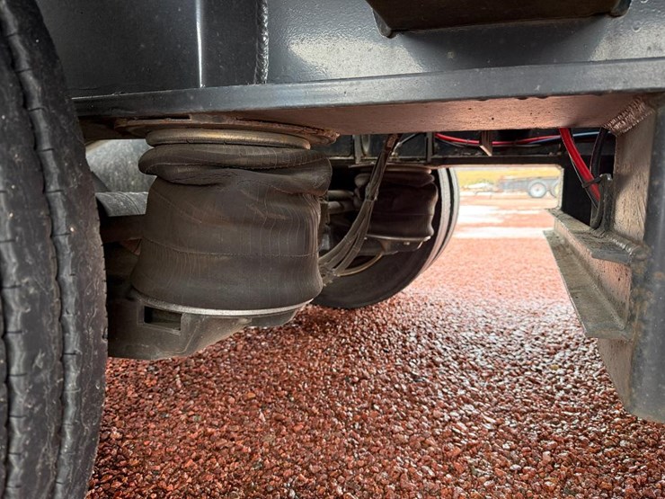 #301-•-lot-301-image-48