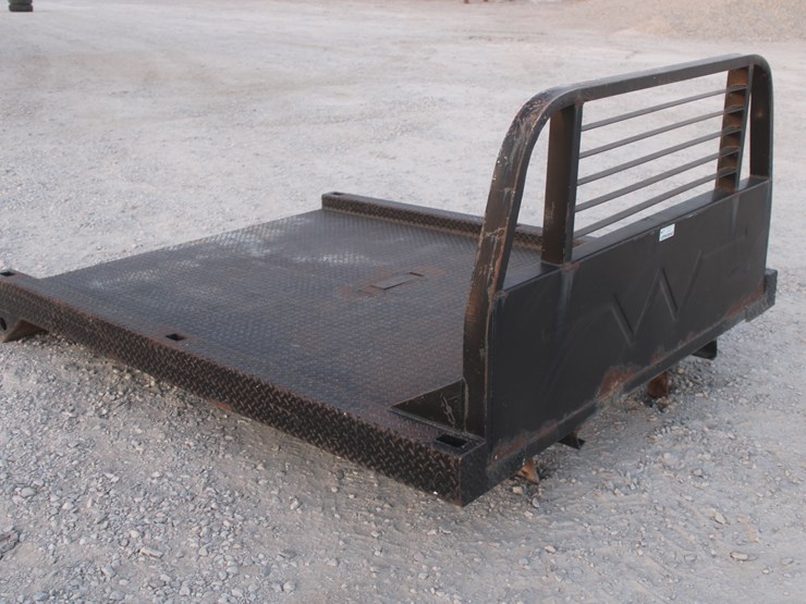 #3040-•-8ft-welker-flatbed-image-2