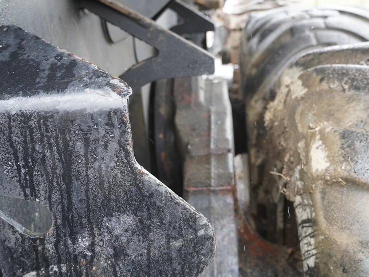 2011-timberpro-tf830b-image-53