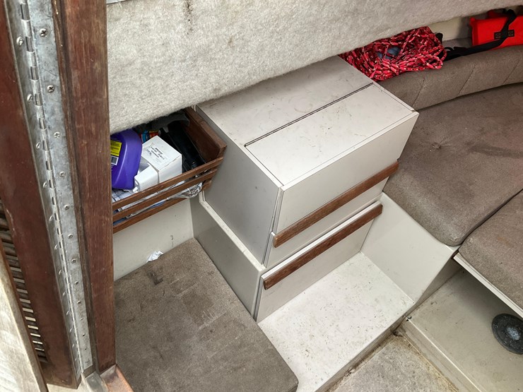 #154-•-1986-chris-craft-fishing-boat-image-28