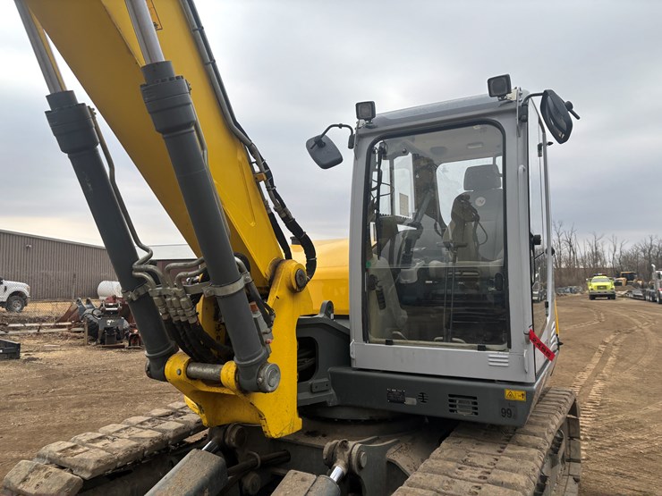 2018-wacker-neuson-et145-image-8