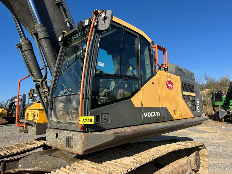 2017-volvo-ec350el-image-11