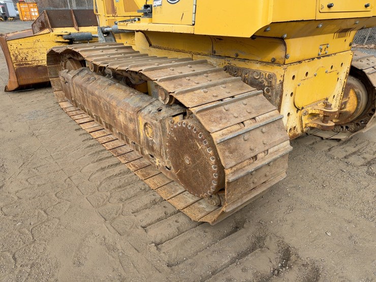 2014-deere-750k-lgp-image-21