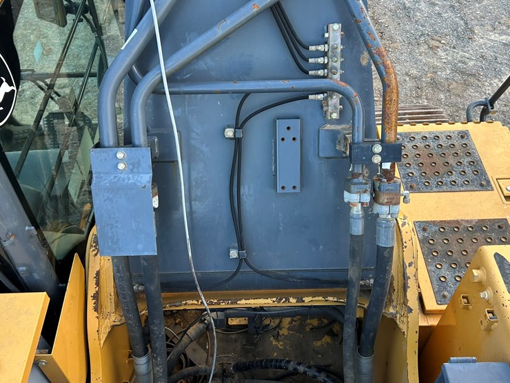 deere-470g-lc-image-29