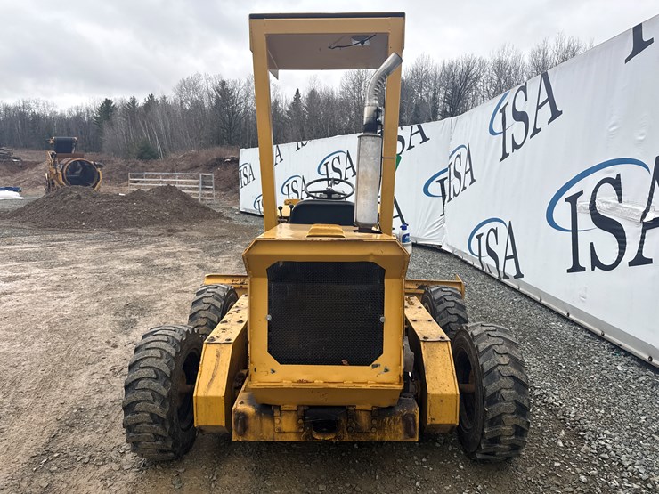 massey-ferguson-8-image-4