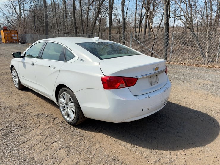 2015-chevrolet-impala-ls-automobile-image-3