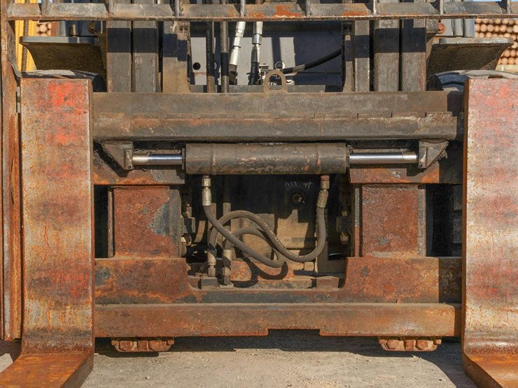 2016-toyota-8fg35u-image-30