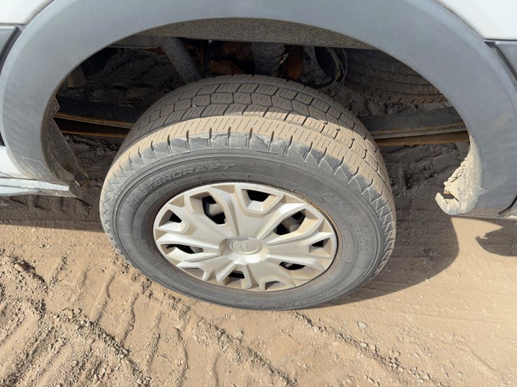 2016-ford-transit-image-10