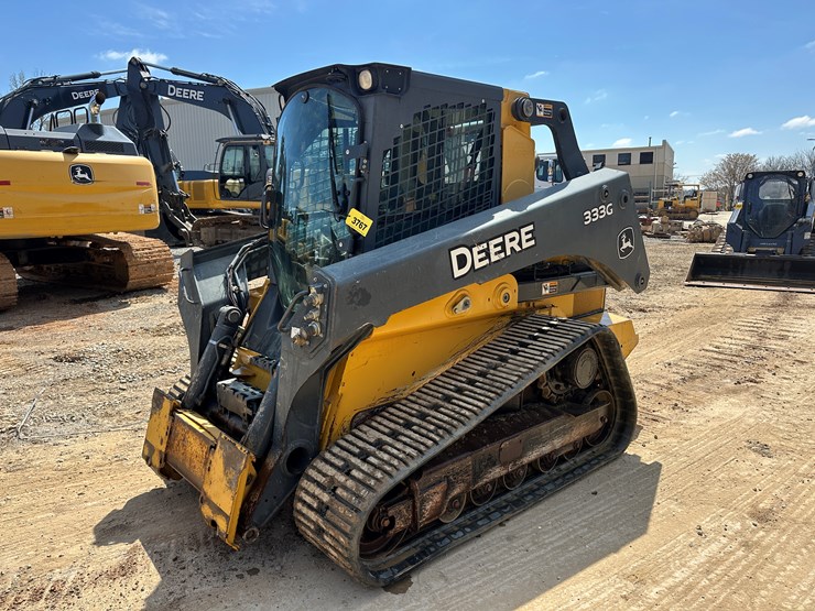 2017-deere-333g-image-1