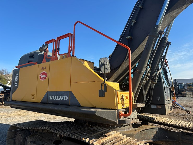 2017-volvo-ec350el-image-16