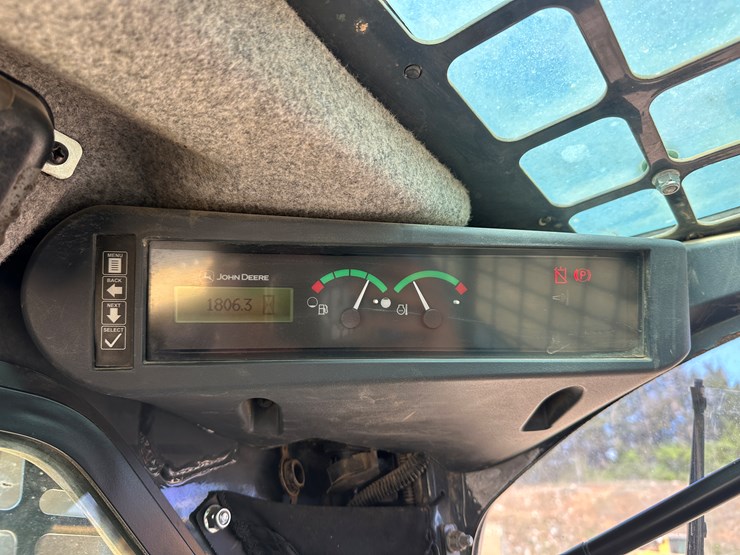 2019-deere-317g-image-30
