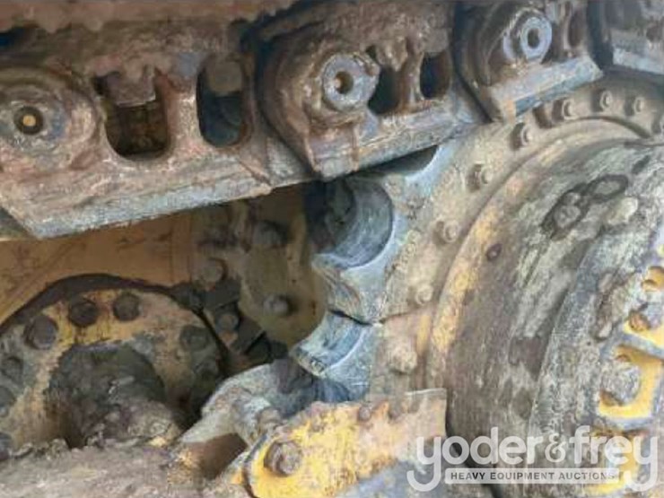 2014-caterpillar-d6k2-xl-image-20