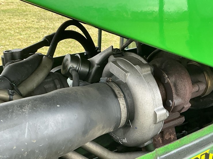 2000-john-deere-6410-image-23