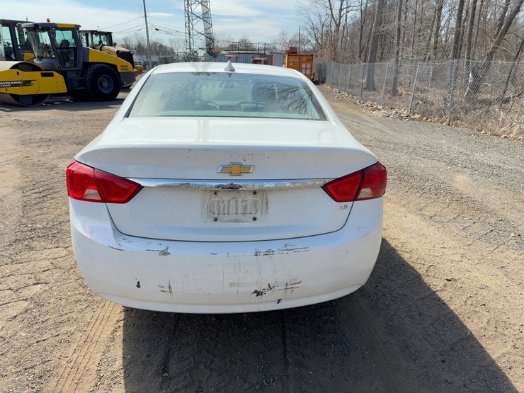 2015-chevrolet-impala-ls-automobile-image-4