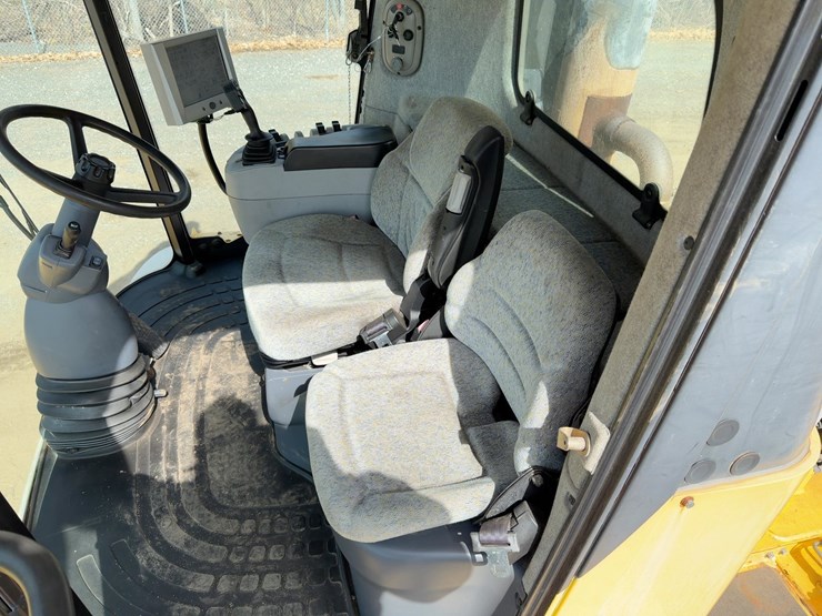 2012-gvm-ut5212-powerplatform-multipurpose-vehicle-image-29