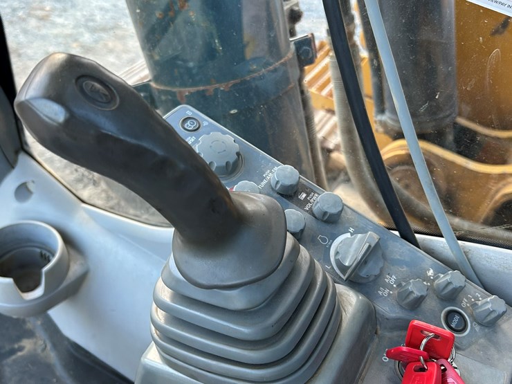 deere-470g-lc-image-56