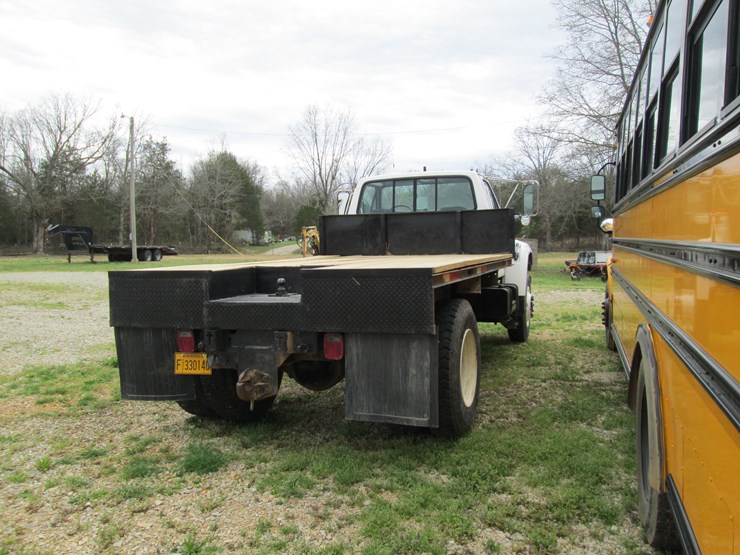 1997-ford-f800-image-3