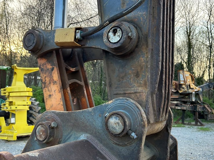 deere-470g-lc-image-14