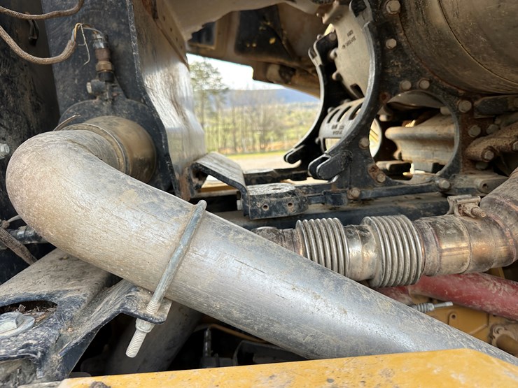 2012-caterpillar-950k-image-37