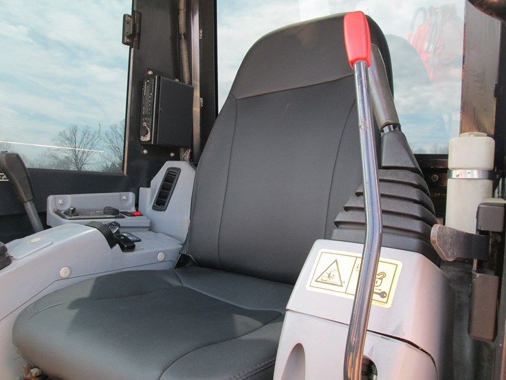 #37299-•-2015-kubota-kx155-5-hydraulic-excavator-11017-image-31