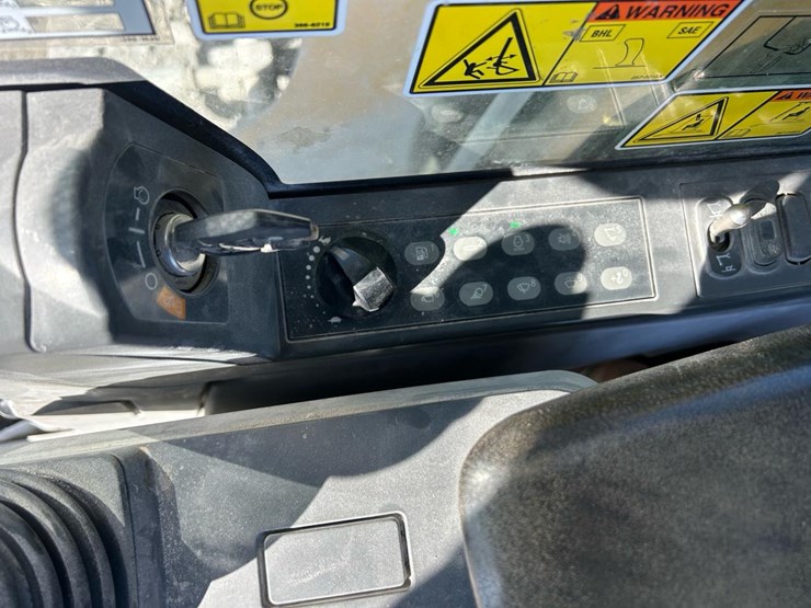 2018-caterpillar-336f-image-34