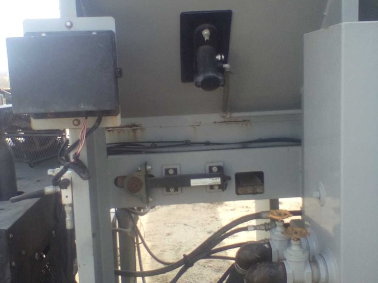 #140-•-2007-cemantech-10-yard-volumetric-mixer-image-42