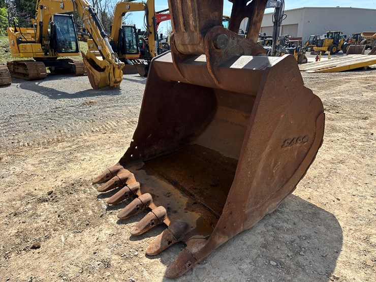 2016-deere-470g-lc-image-28