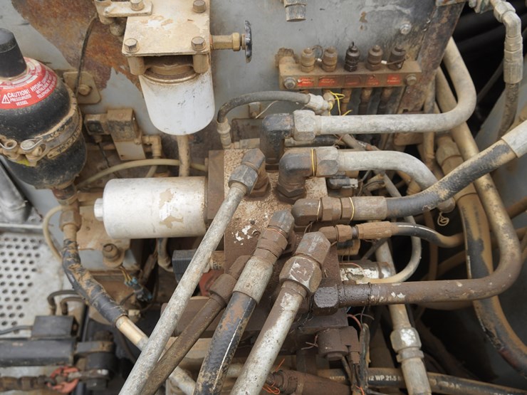 2011-timberpro-tf830b-image-85