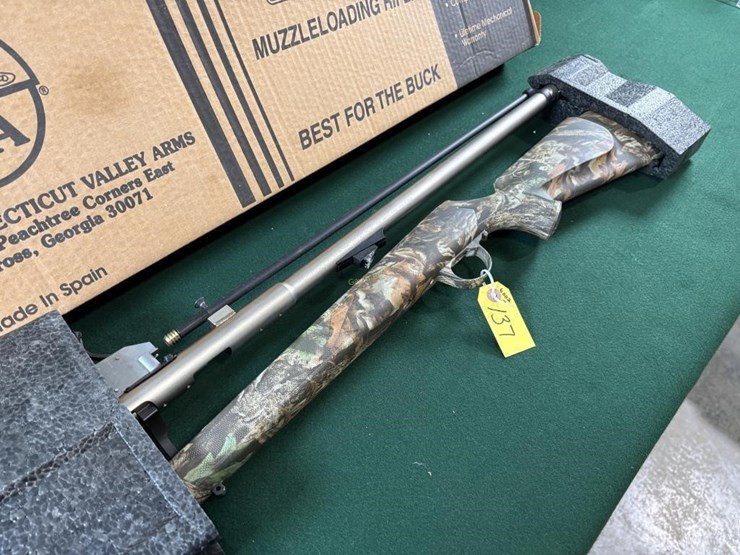 nib-cva-hunter-bolt-magnum-45cal-muzzleloader-image-3
