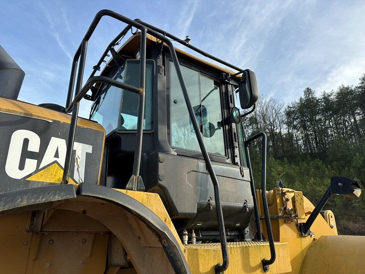 2012-caterpillar-950k-image-26