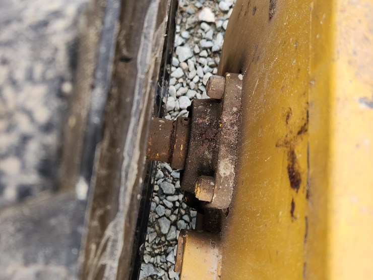 massey-ferguson-8-image-18