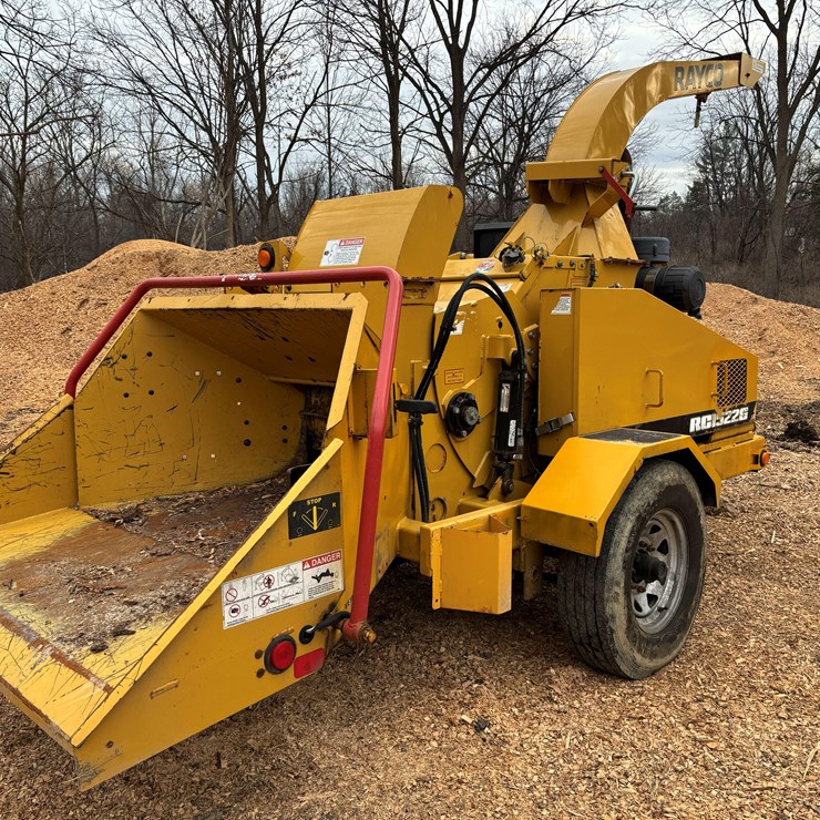 #151 • 2016 Rayco Chipper