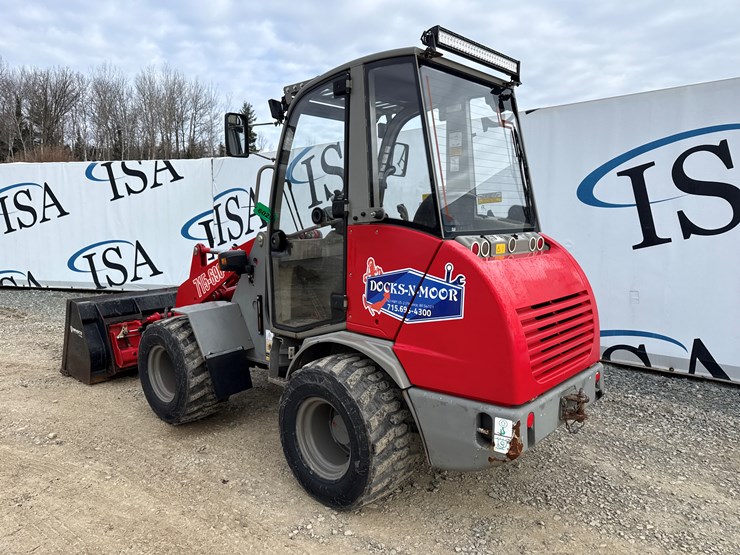 2014-takeuchi-tw40-image-3