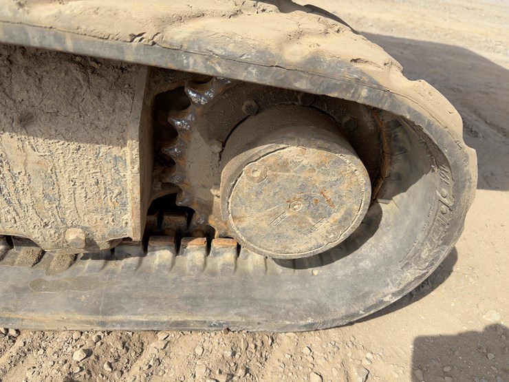 2007-takeuchi-tb135-image-21