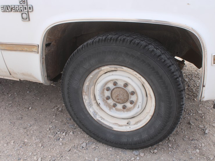 1984-chevrolet-c20-image-34