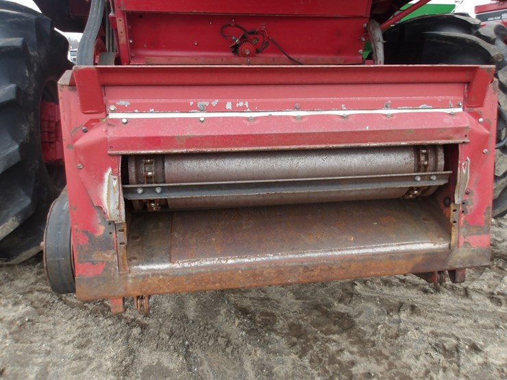 case-ih-1688-image-10