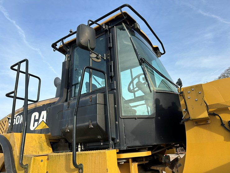 2012-caterpillar-950k-image-28