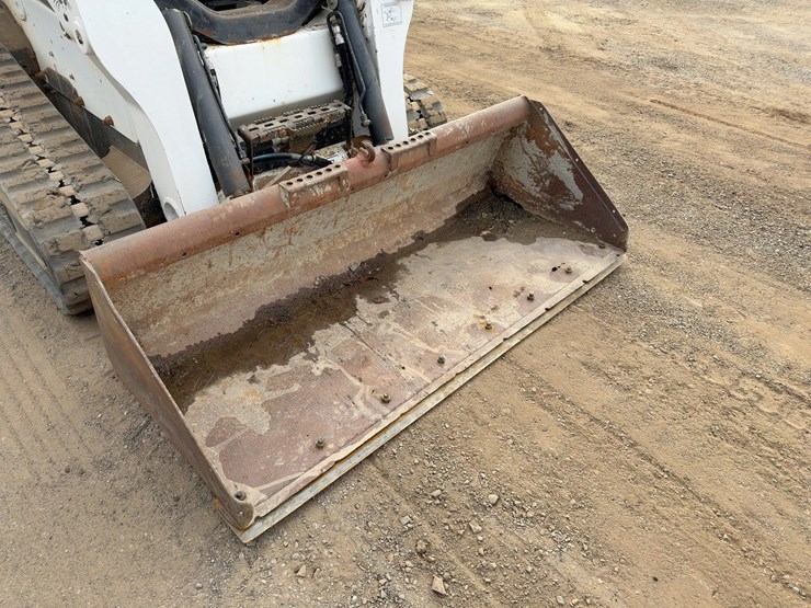 2016-bobcat-t650-image-8