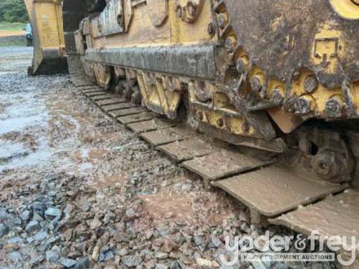 2014-caterpillar-d6k2-xl-image-10