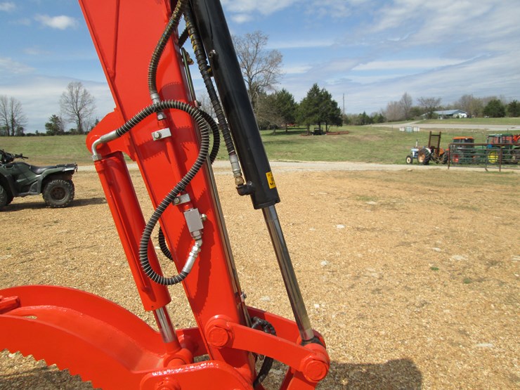 #37299-•-2015-kubota-kx155-5-hydraulic-excavator-11017-image-23
