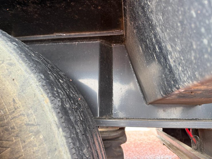 #301-•-lot-301-image-50