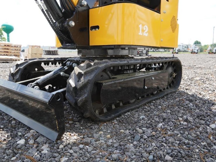 #1057-•-new-landhero-ldh-kv16-mini-excavator-image-9