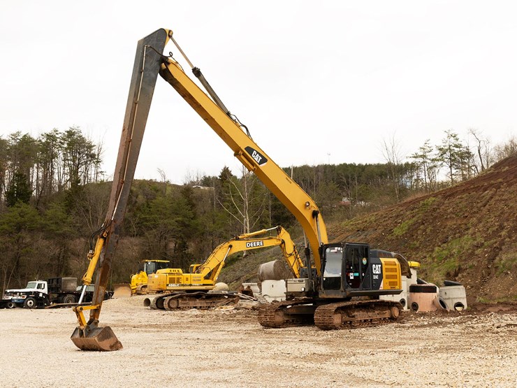 2013-caterpillar-324e-image-1
