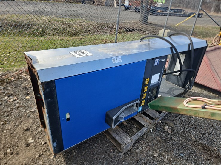 gasoline-pump-image-1